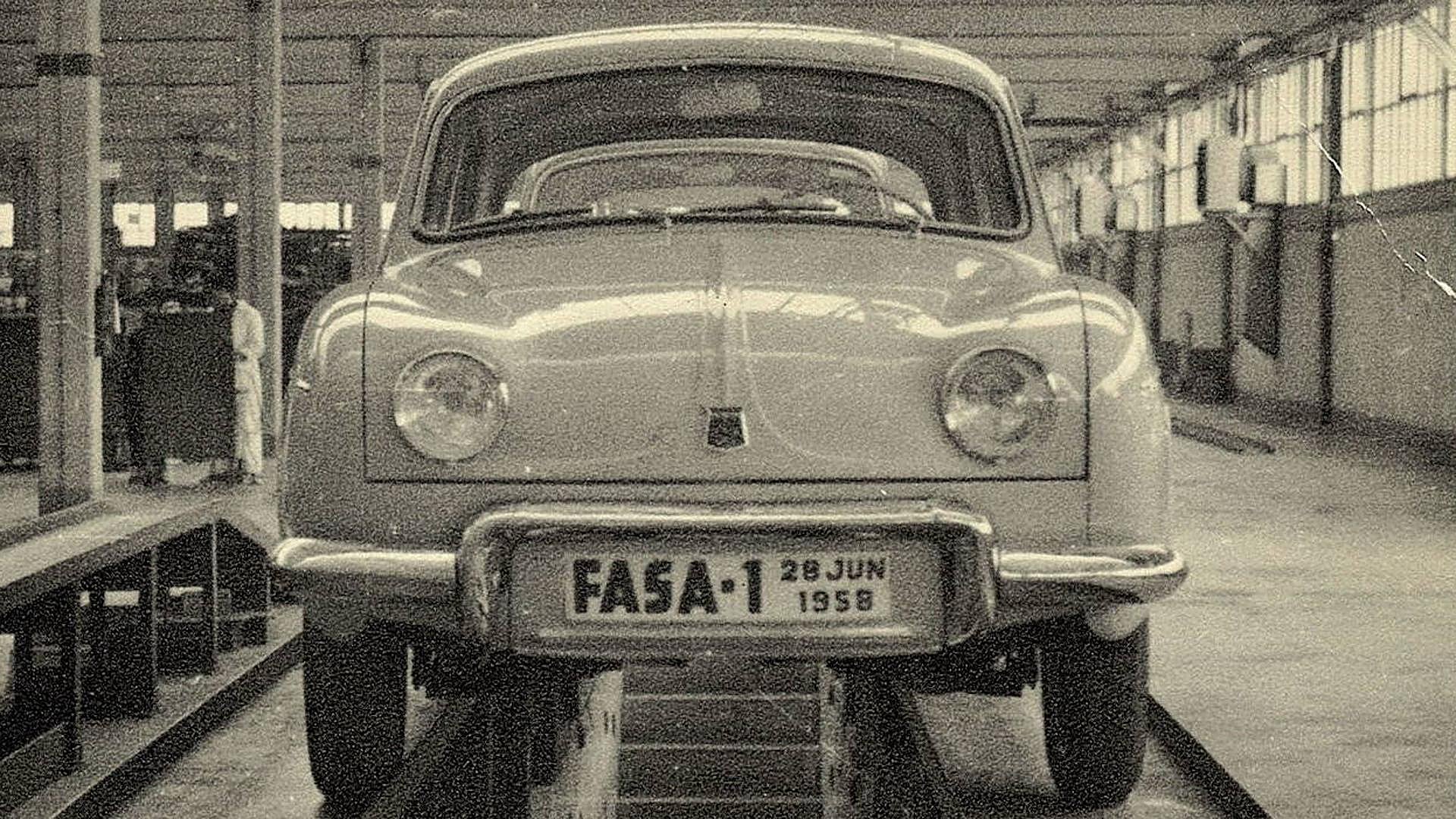 Renault Dauphine Gordini el coche de las viudas se fabricó en Fasa